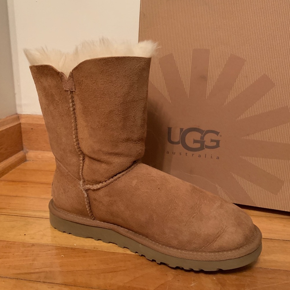 Ugg Bailey Button Boots Chestnut - image 8